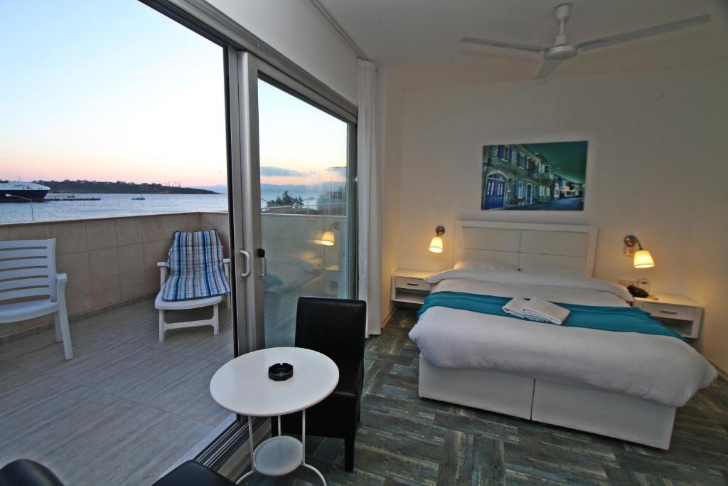Larimar Boutique Hotel Çeşme Exteriör bild
